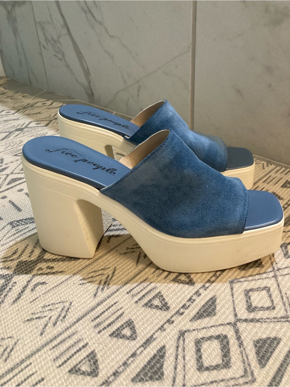 Free People Zoe Blue Suede Slip On Platforms Sz 40